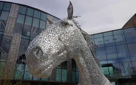 photo of horse sculpture outside Roslin Innovation Centre on Easter Bush Campus - image credit Roslin Innovation Centre