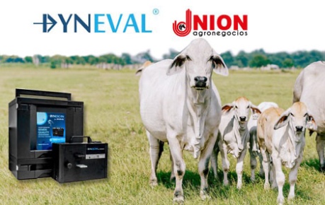 Dynescan semen analyser in field with cattle - credit Dyneval Ltd, a Rosin Innovation Centre based tenant developing a novel farming system to grow marine ingredients